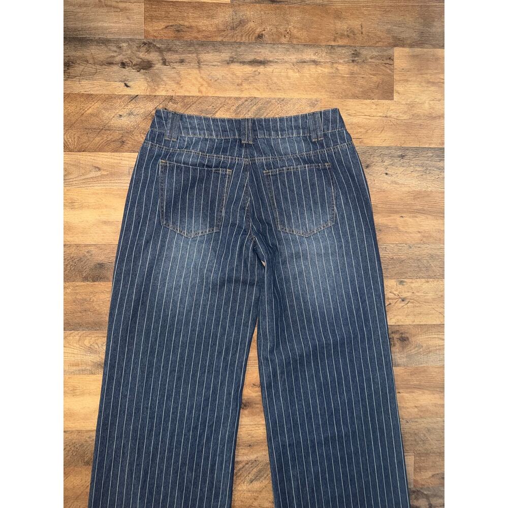 Edikted Cory women’s pinstriped low rise wide leg blue jeans - Picture 5 of 16